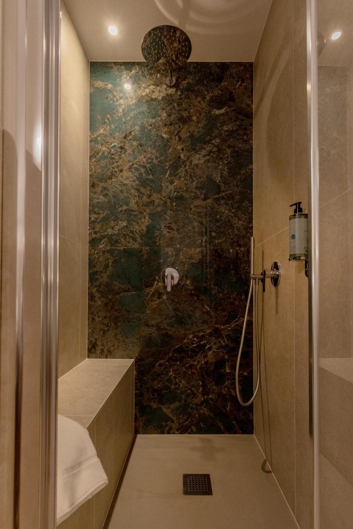 Trevi Monti House Hotel Rome Buitenkant foto