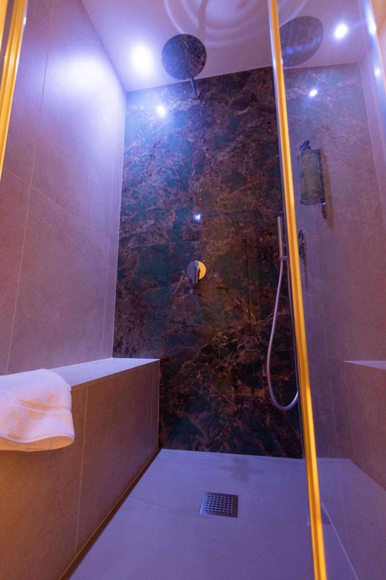Trevi Monti House Hotel Rome Buitenkant foto
