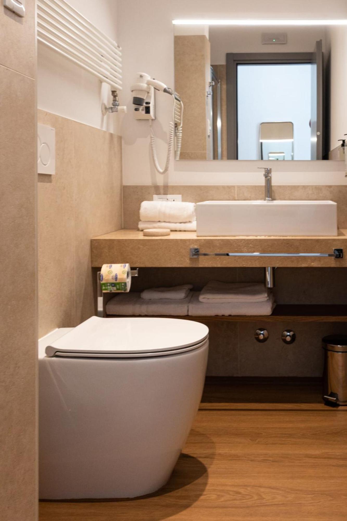Trevi Monti House Hotel Rome Buitenkant foto